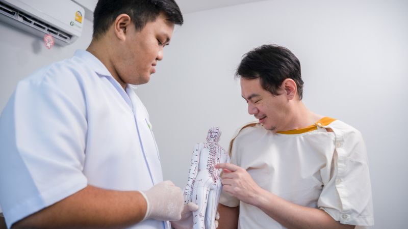 บริการแพทย์แผนจีน (Traditional chinese medicine)